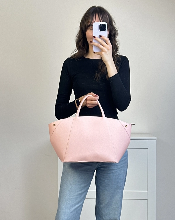 różowa torebka klasyczna elegancka torebka różowa minimalistyczna elegancka różowa torebka do stylizacji eleganckiej