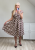 sukienka w groszki elegancka midi plus size sukienka wizytowa podkreślająca talię plus size sukienka plus size na przyjęcie rodzinne