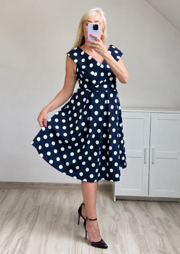 sukienka wizytowa wygodna plus size sukienka midi na uroczystości groszki sukienka elegancka plus size na wyjście