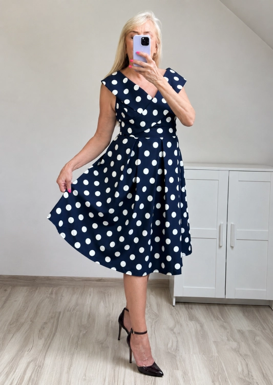 sukienka wizytowa wygodna plus size sukienka midi na uroczystości groszki sukienka elegancka plus size na wyjście