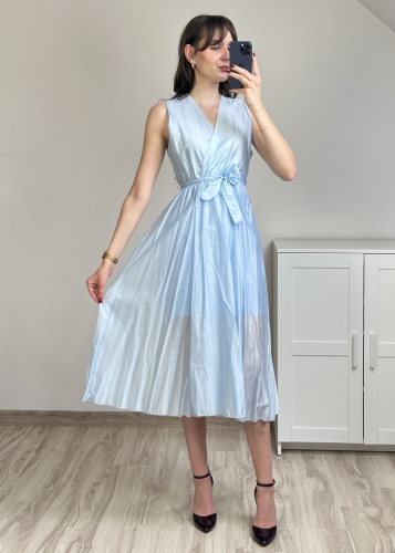 sukienka wizytowa lekka midi sukienka midi z paskiem w talii elegancka sukienka midi na wesele elegancka