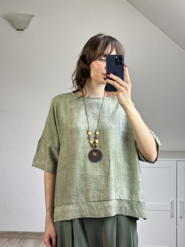 bluzka z lnu oversize wygodna i przewiewna stylizacja lniana bluzka luźna minimalistyczny fason na lato