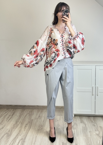 zwiewna bluzka z nadrukiem etnicznym lekka i przewiewna bluzka oversize z bufiastymi rękawami styl boho look