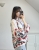bluzka boho do jeansów i spodni materiałowych styl casual lekka bluzka z wzorem oversize wygodna stylizacja