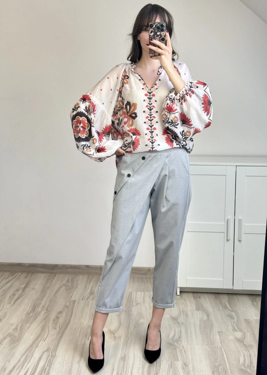 wzorzysta bluzka w stylu boho luźny fason na lato bluzka z lekkiego materiału szerokie rękawy modna stylizacja