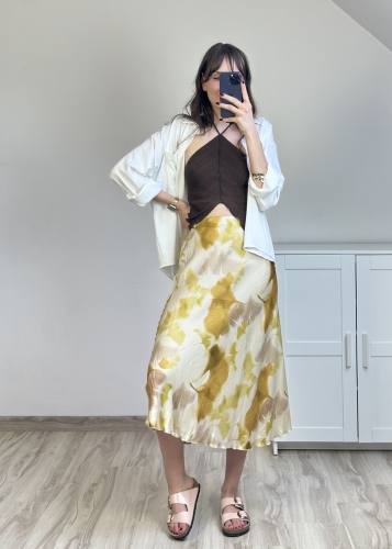 spódnica midi wiskozowa w print satynowa spódnica midi lekka