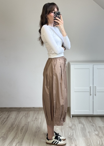 spodnie culotte damskie szerokie z gumką w talii i troczkiem komfortowe i stylowe