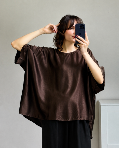 satynowa wiskozowa bluzka oversize elegancka duża w biuście