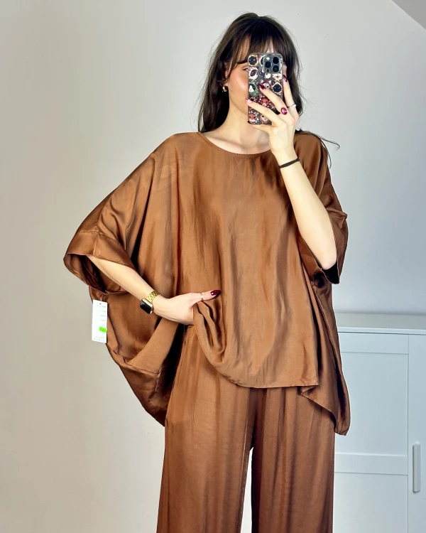Miedziana bluzka satynowa z wiskozy oversize