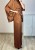Eleganckie spodnie wide leg z satynowym połyskiem