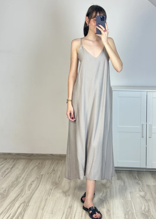 Wiskozowa sukienka maxi z odkrytymi plecami fango