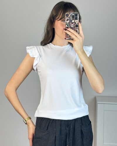 Wiskozowy t-shirt z falbanką na ramionach biały damski