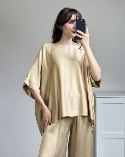 satynowa bluzka damska oversize elegancka stylizacja bluzka damska wiskoza satynowa premium oversize stylizacja bluzka oversize damska elegancka lekko połyskująca stylizacja