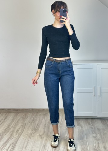 Jeansy mom fit niebieskie z paskiem