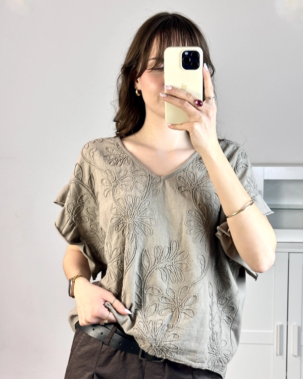 bluzka haftowana damska fango styl boho elegancki outfit kobiecy