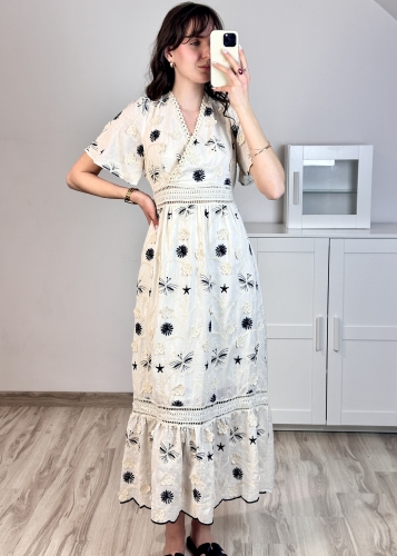 sukienka midi haftowana ecru elegancka sukienka damska na wesele komunia chrzest
