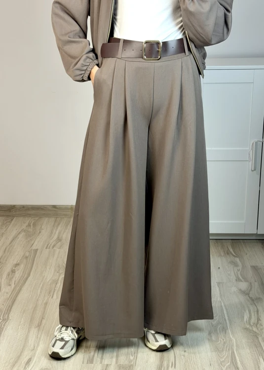 Stylowy komplet damski z paskiem fango