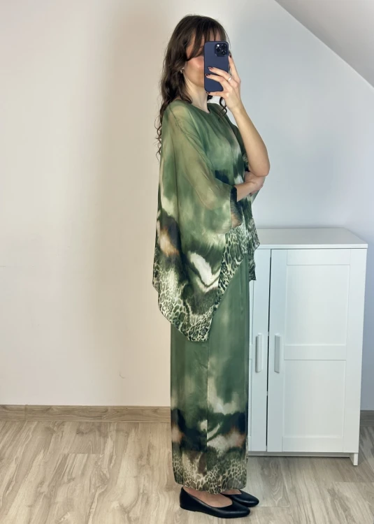 elegancki komplet z jedwabiem bluzka i spodnie zielony