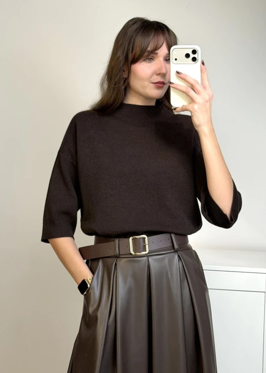 Sweter z wiskozą o pudełkowym kroju brązowy