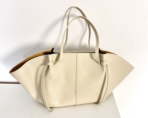 elegancka torebka shopper beżowa codzienna stylowa demellier polene