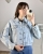 kurtka denim ozdobna z kryształkami casual look