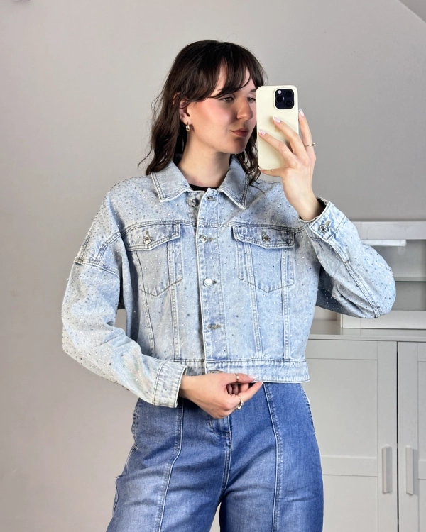 kurtka jeansowa damska z kryształkami jasny denim