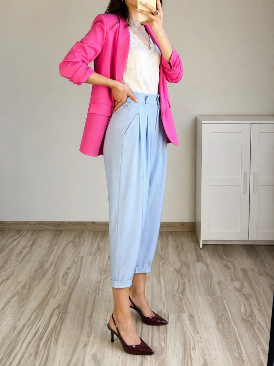 eleganckie spodnie damskie zakładki wysoki stan spodnie cygaretki luźniejszy fason stylizacja