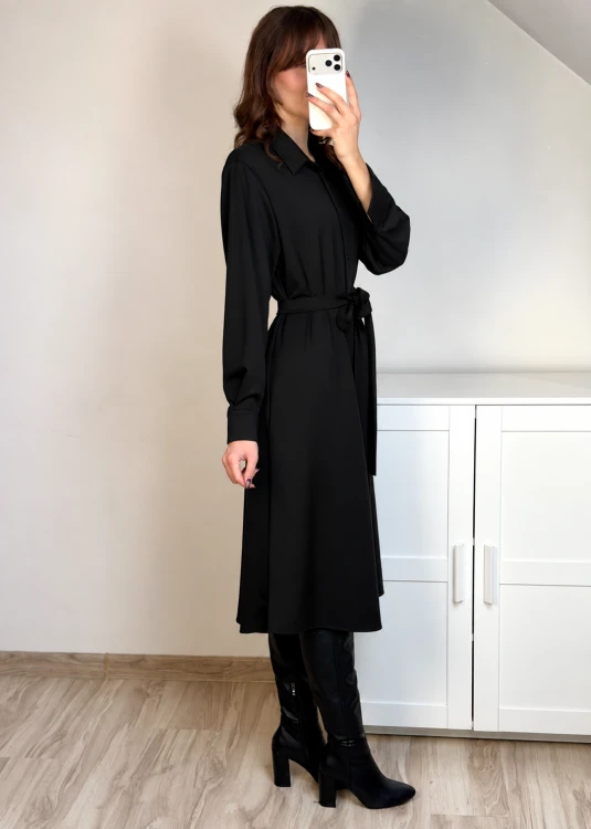 Elegancka czarna sukienka szmizjerka z paskiem