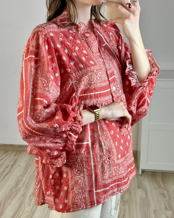koszula damska oversize modny print elegancka kobiece ubrania koszula wzorzysta luźny fason koszula damska casual elegancka wyrazista modna koszula damska styl boho wzory