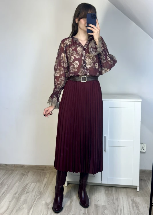 Burgundowa spódnica plisowana midi z paskiem