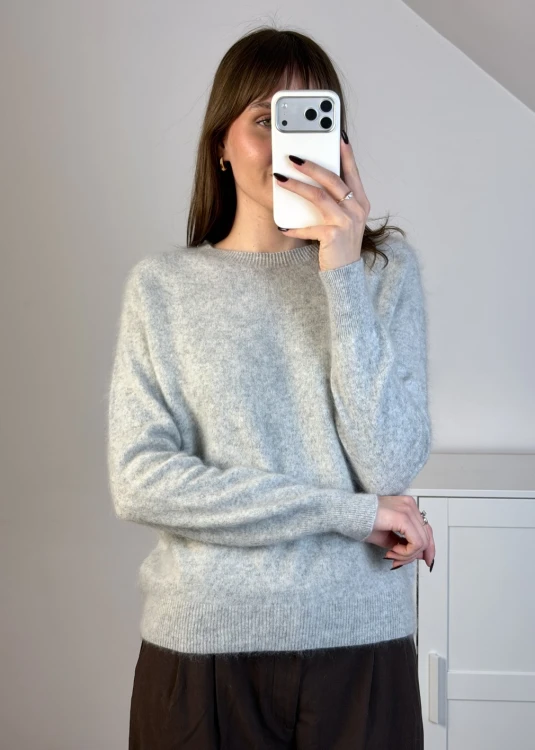 Szary sweter premium z wełny merino i kaszmiru