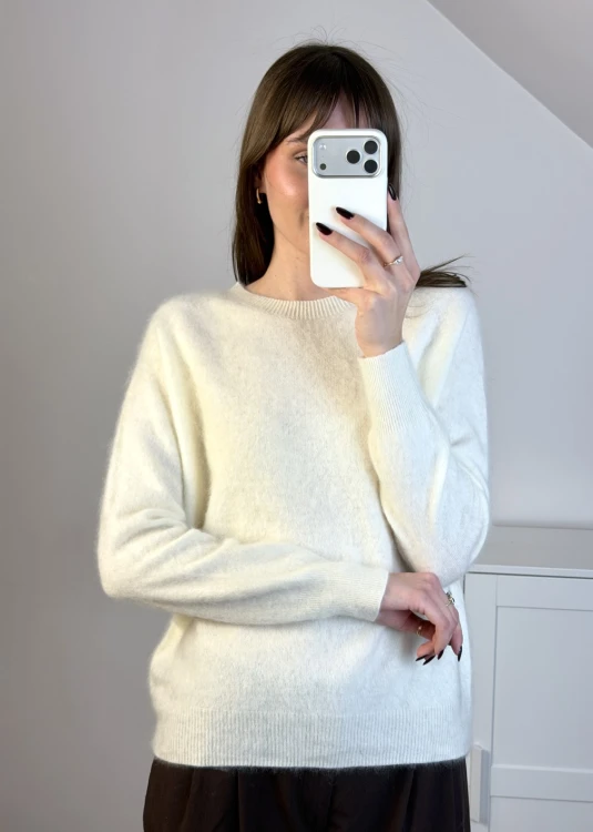 Śmietankowy sweter premium z wełny merino i kaszmiru