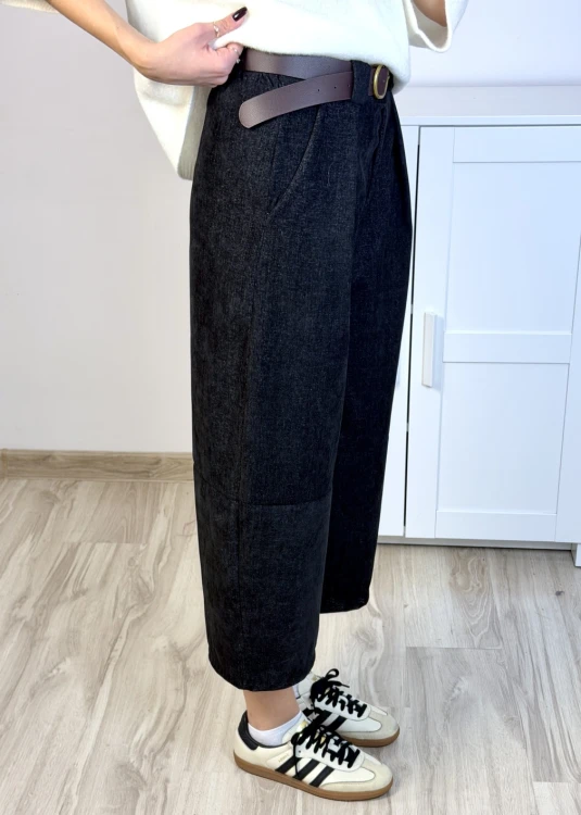 Eleganckie spodnie culotte z paskiem w zestawie