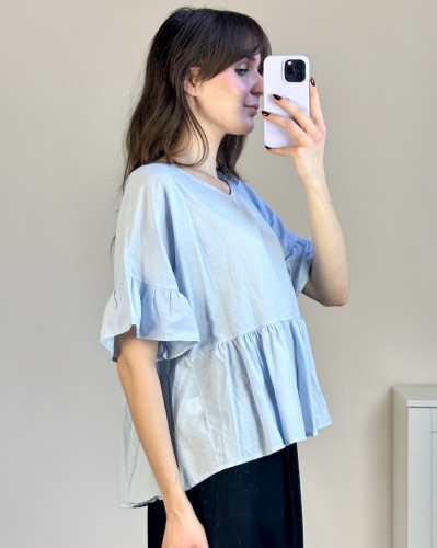Bluzka luźna fason nierozpinany minimalistyczny styl Bluzka oversize idealna do spodni i jeansów